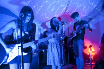 thee_ahs_zoo Thee AHs | photo by Audrey Alexandrescu
