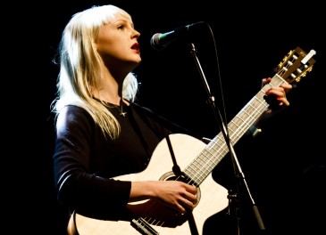 Laura Marling | | photo by Gerald Deo