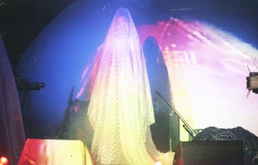 sunaraw3 - Diva - Photo by Ashlee Luk Diva | | photo by Ashlee Luk