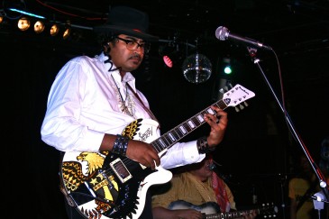 king_khan_biltmore_pc Arish Khan | | photo by Penny Clark